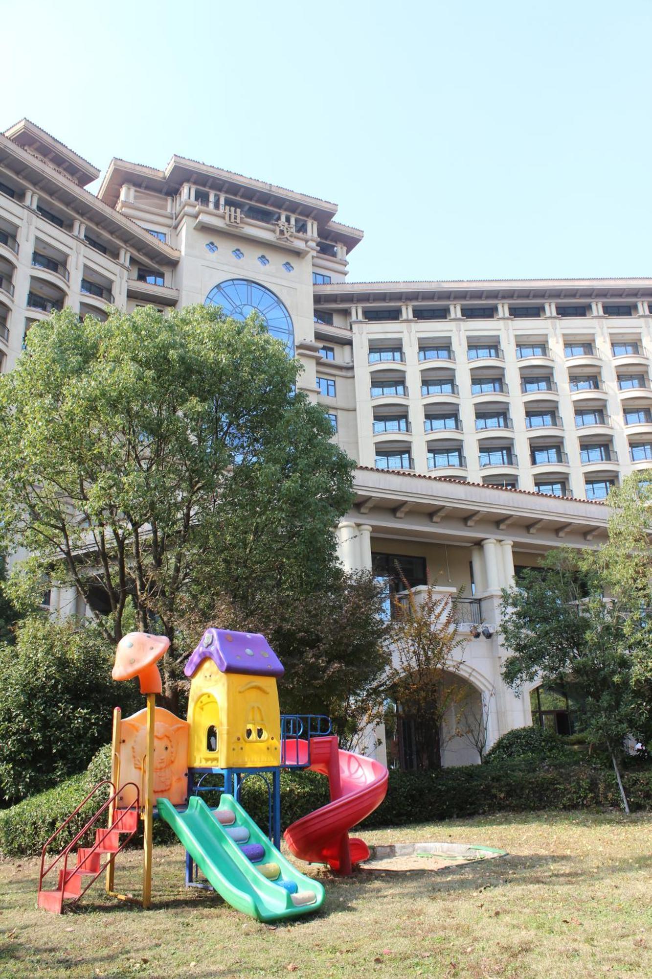 Doubletree By Hilton Ningbo - Chunxiao Hotell Eksteriør bilde